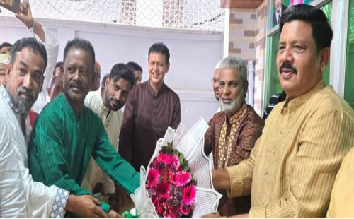 গাজীপুর মহানগর বিএনপি  নেতাকর্মীদের সাথে ব্যস্ত    সময় কাটাচ্ছেন শওকত 