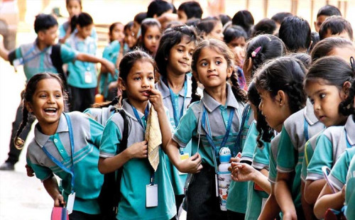 দীর্ঘ ছুটির পর খুলেছে প্রাথমিক বিদ্যালয় 