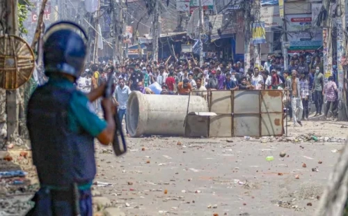 যাত্রাবাড়ীতে পুলিশের নির্বিচার গুলিতে কমপক্ষে ৫২ জন সাধারণ মানুষ নিহত হন।  বিবিসি আই এর অনুসন্ধানে এ তথ্য উঠে এসেছে 