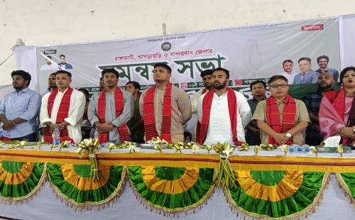 ​চাঁদাবাজ ও সন্ত্রাসীর বিরুদ্ধে অবস্থানকারীদের সাথে কোনো জোট নয়: হাসনাত আব্দুল্লাহ 