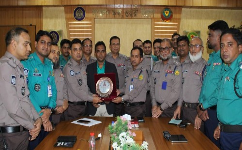 ওয়ারী বিভাগ-এর উপ-পুলিশ কমিশনার  বদলি ও বিদায় অনুষ্ঠান 
