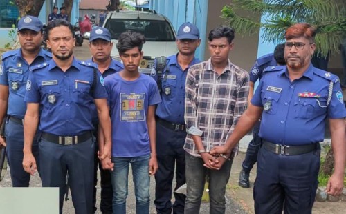 রাঙ্গামাটিতে গৃহবধূ হত্যা ও লুটপাট: গ্রেপ্তার ২, উদ্ধার ২ লাখ টাকা 