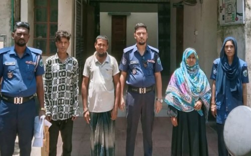 রায়গঞ্জে পরোয়ানাভুক্ত ৩ আসামি গ্রেপ্তার 